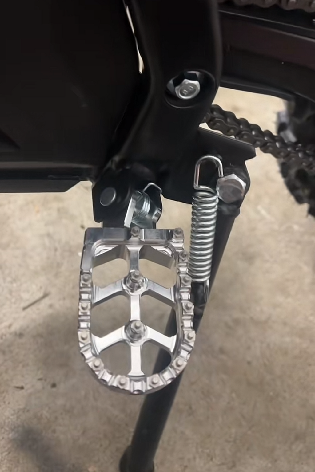 Yozma/Tuttio Upgraded Foot Pegs